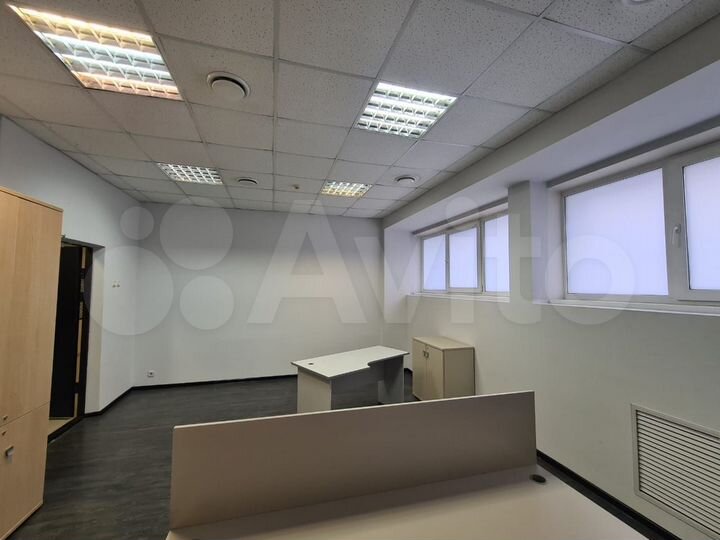 Просторный офис, м. Ленинский проспект (№ 411)