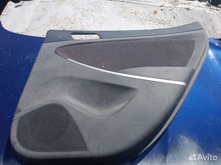 Обшивка двери задняя hyundai solaris