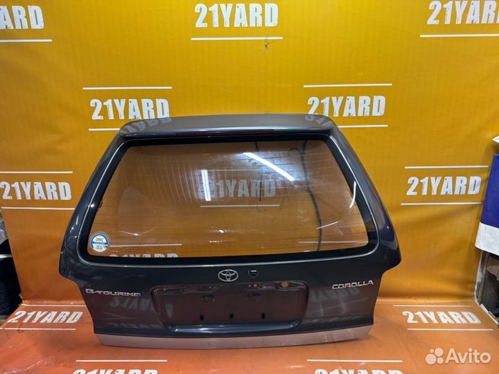 Дверь багажника Toyota Corolla
