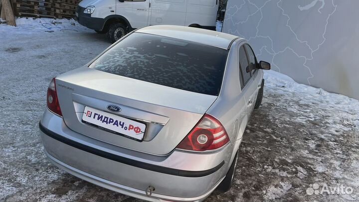 Стеклоподъемник электрический задний левый Ford Mondeo 3 (B4Y) 1320874