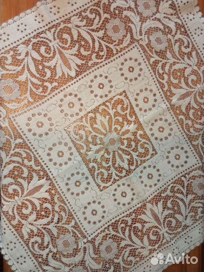 Скатерть ажурная