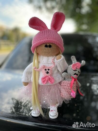 Вязаная интерьерная кукла тильда ручной работы