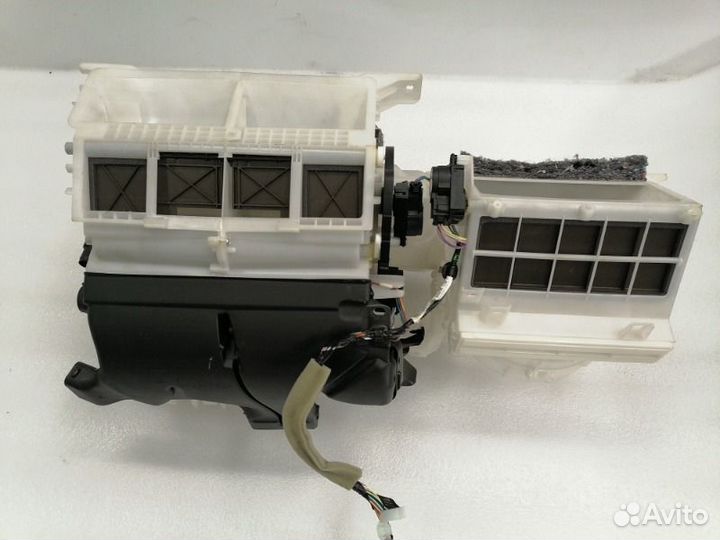 Корпус печки Mitsubishi Outlander 3 рестайлинг 2.0