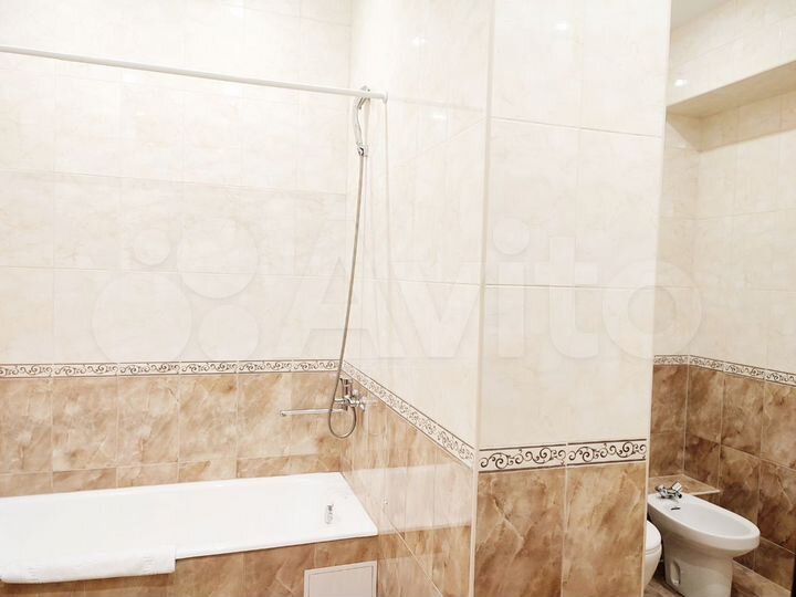 Комната 37 м², 2/4 эт.