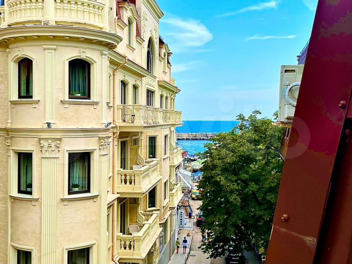 3-к. квартира, 112 м², 3/4 эт.