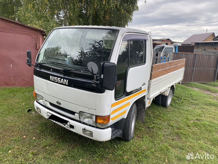 Nissan Atlas, 1997