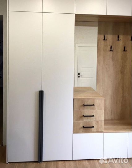 Угловой шкаф