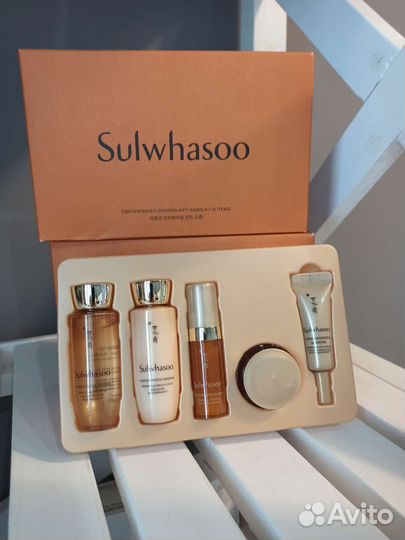 Sulwhasoo набор антивозрастных миниатюр