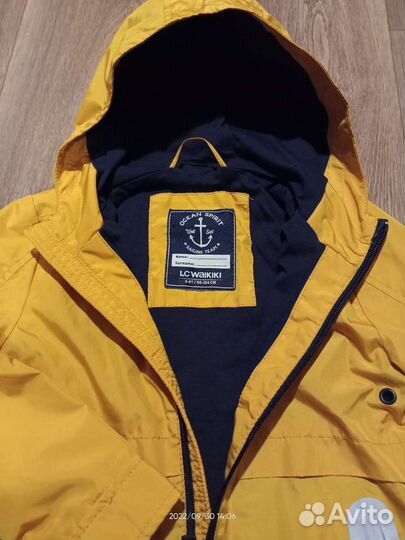 Ветровка на мальчика в идеальном состоянии