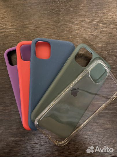 Чехол на iPhone 11