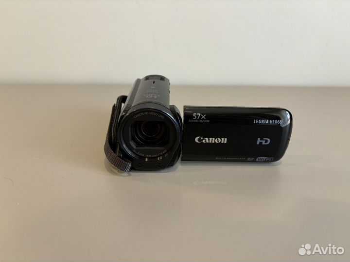 Видеокамера Canon legria HF R68