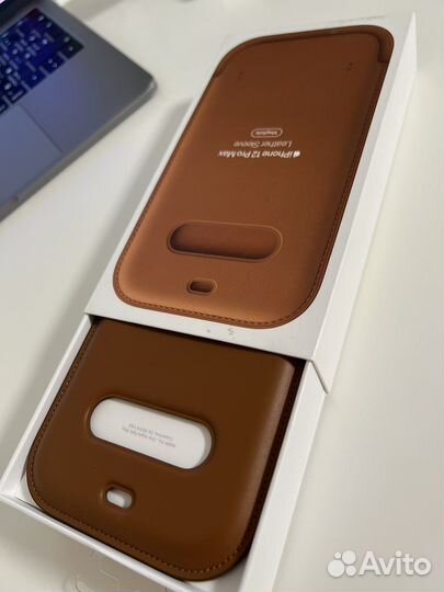 iPhone 12/13 Pro Max Leather Sleeve mhyg3ze/A