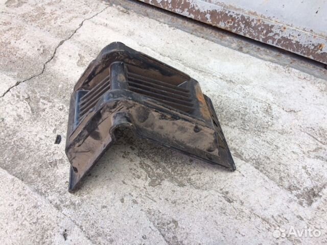 Пластмассовые уголки крепления палет в полуприцепе