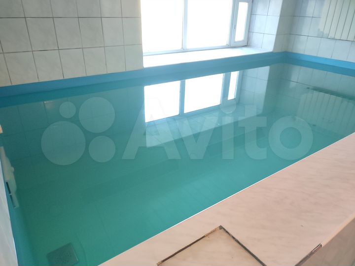 Дом 370 м² на участке 10 сот.