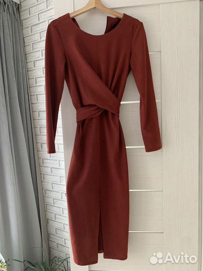 Платье женское