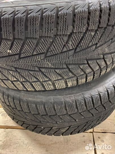 Оригинальные диски с зимней резиной r17 VAG