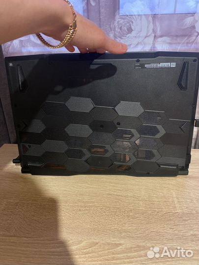 Игровой ноутбук msi katana gf76