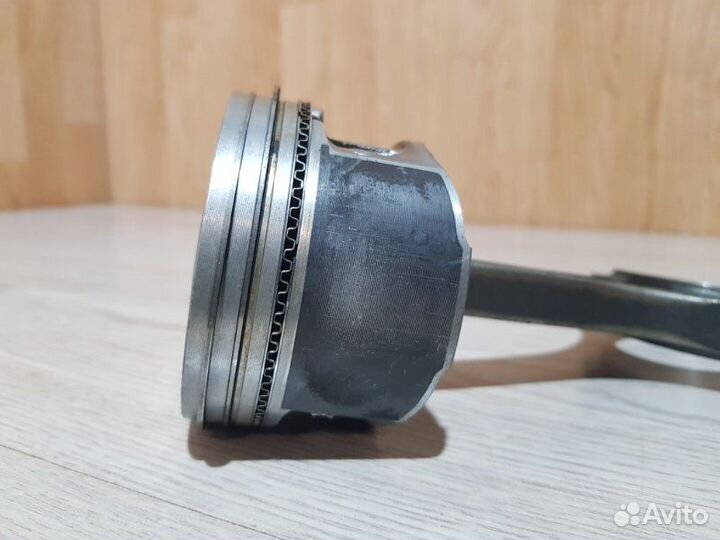 Поршень с шатуном Jaguar X-Type X400 AJ25 2005