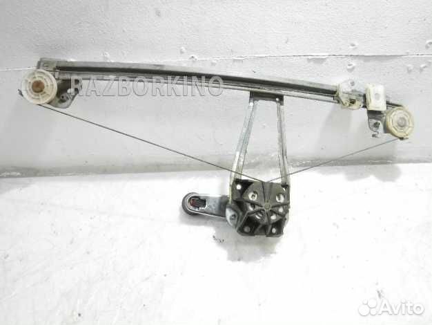 Стеклоподъемник механический задний правый