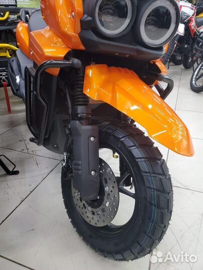 Скутер tmbk tank