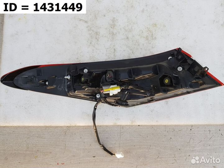 Фонарь задний правый Toyota camry 8, XV70 ASV70 70