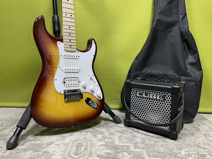 Электрогитара Fender с комбиком Roland