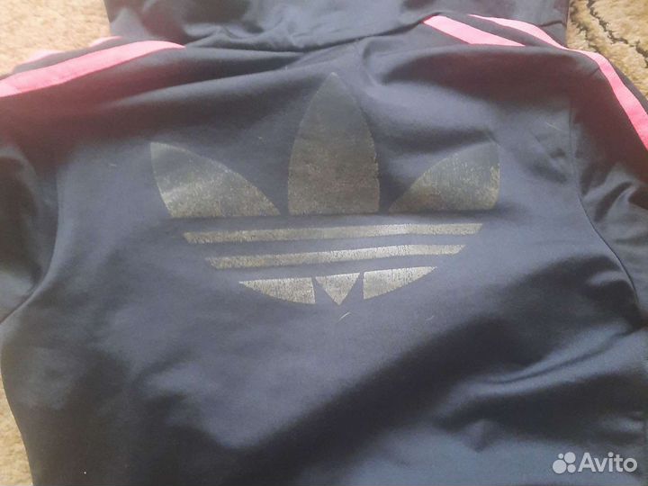 Спортивный костюм adidas