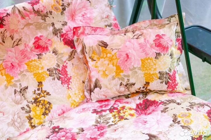 Садовые качели новые