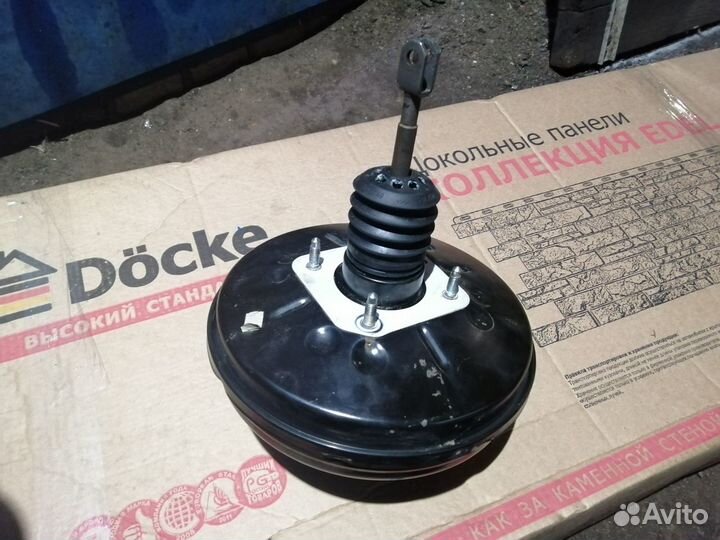 Вакуумник Renault Logan 2 Sandero 2 LADA X-Ray