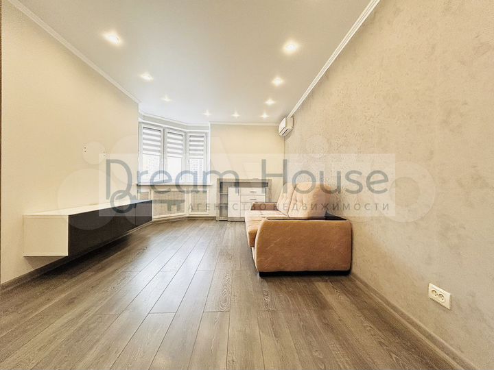 1-к. квартира, 43 м², 4/25 эт.