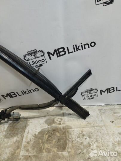 Шторка двери задняя левая Mercedes S-Class W221