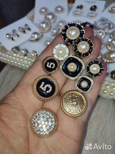 Аксессуары chanel пуговицы,серьги