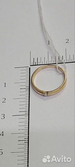 Золотое кольцо с камнем 16,5р