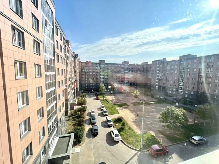 3-к. квартира, 82 м², 6/9 эт.