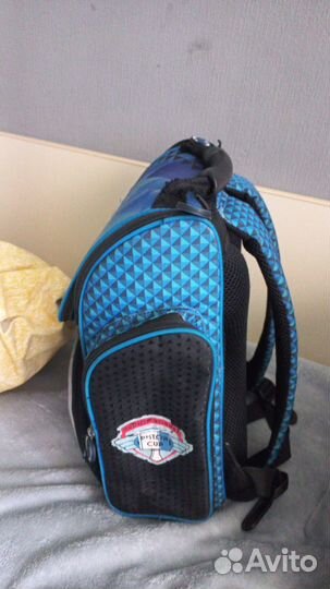 Школьный рюкзак