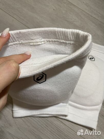 Наколенники для волейбола asics