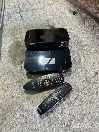 Продаю антенну триколор