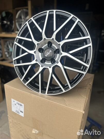 Диски Kia Hyundai R18 5/114.3 новые