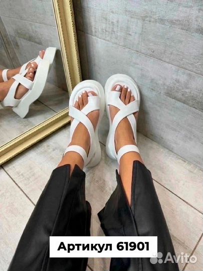 Сандалии женские