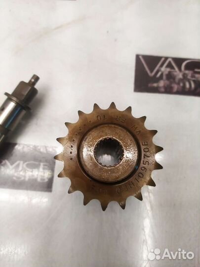 VAG Шестерня цепи грм VW touareg 3.6 CMT cmta
