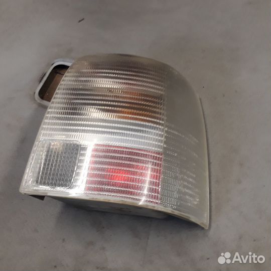 Фонари задний правый VW Пассат Б5 универсал