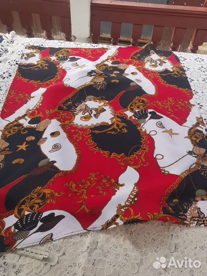 Шаль косынка яркая