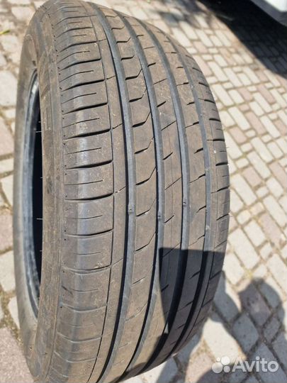 Nexen N Fera RU1 215/60 R16 95