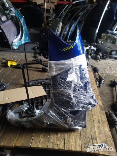 Крыло переднее левое Toyota Ipsum ACM21W 2azfe