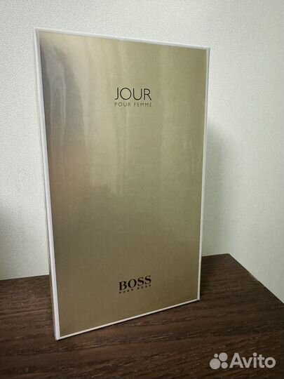 Набор Hugo Boss jour 75 ml + 7.4 ml