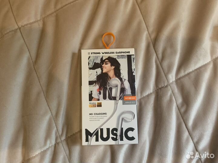 Наушники с микрофоном