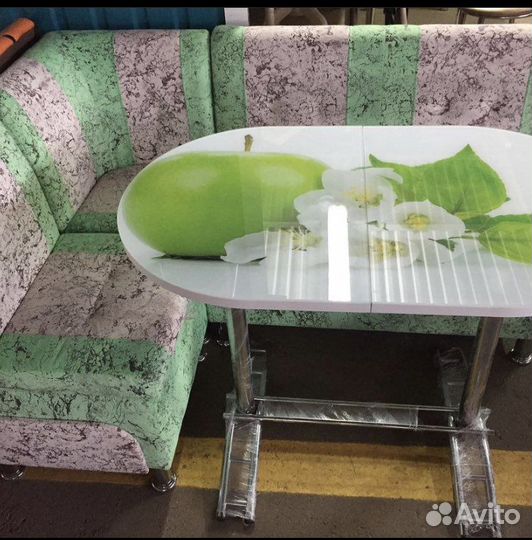 Универсальный кухонный уголок