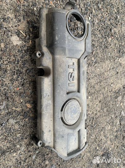 Декоративная накладка двигателя skoda octavia A5