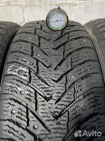 Nokian Tyres Hakkapeliitta 8 SUV 215/65 R16