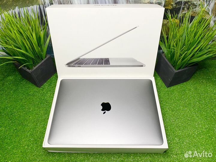 MacBook Pro 13 2020 i7 16gb 1Tb Топовый